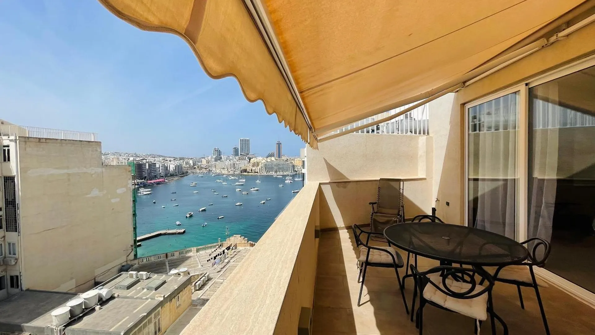 Duplex Penthouse In Sliema Apartment